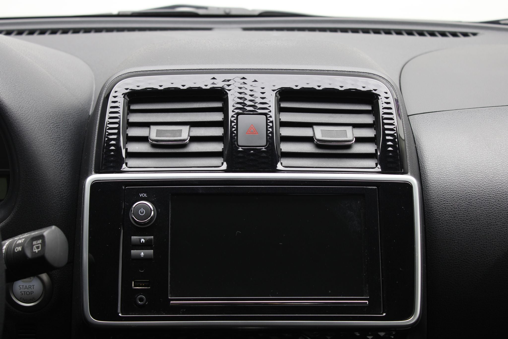 2024 Nissan March 1.6 Advance Mt