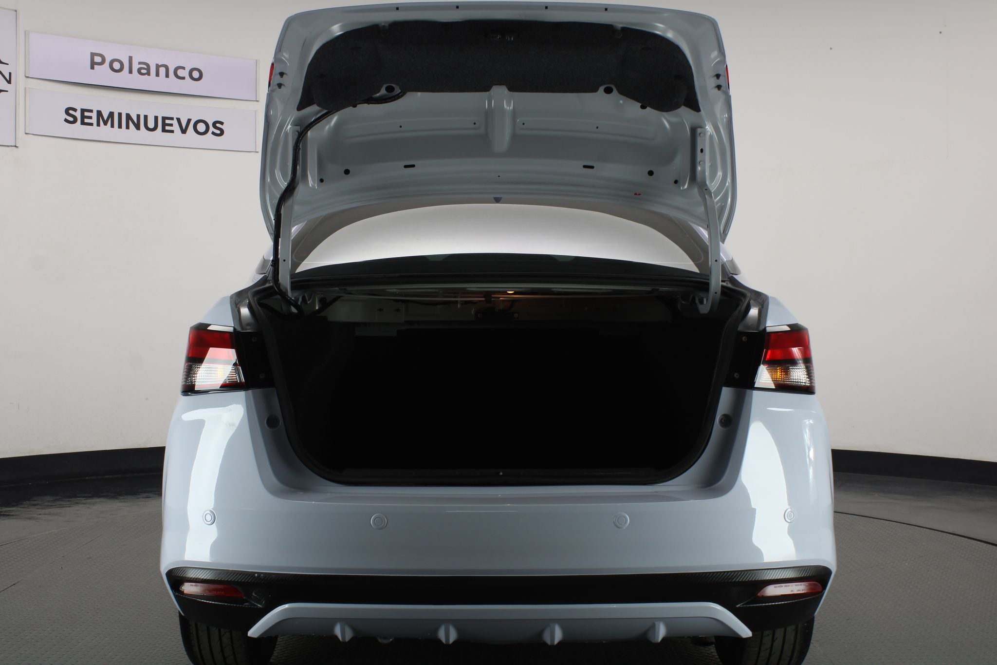 2025 Nissan Versa 1.6 SR At