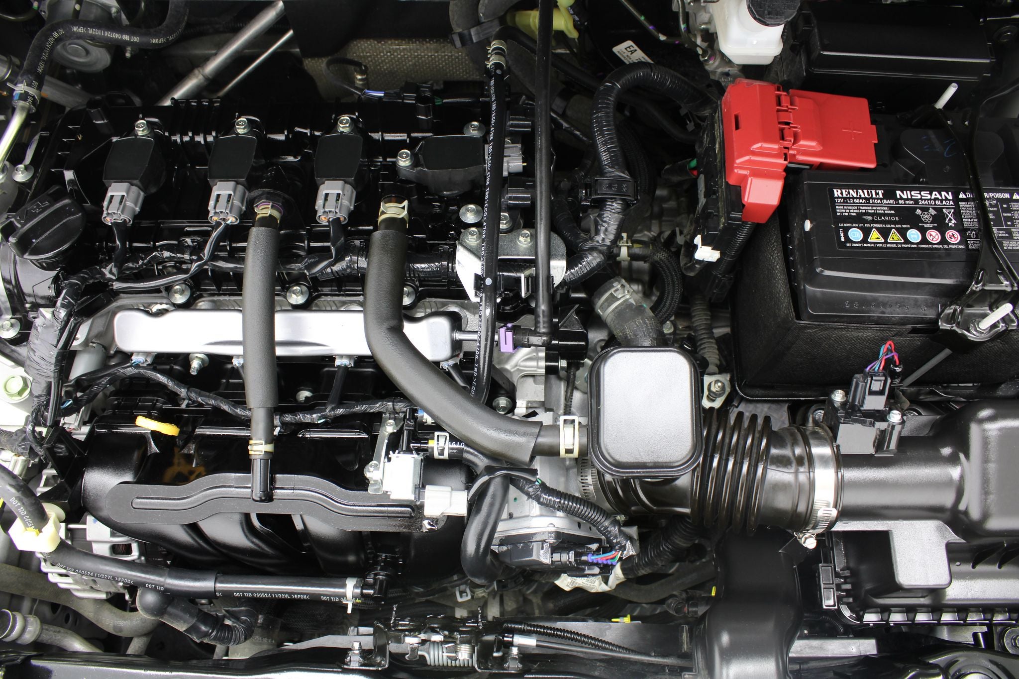 2025 Nissan Versa 1.6 SR At