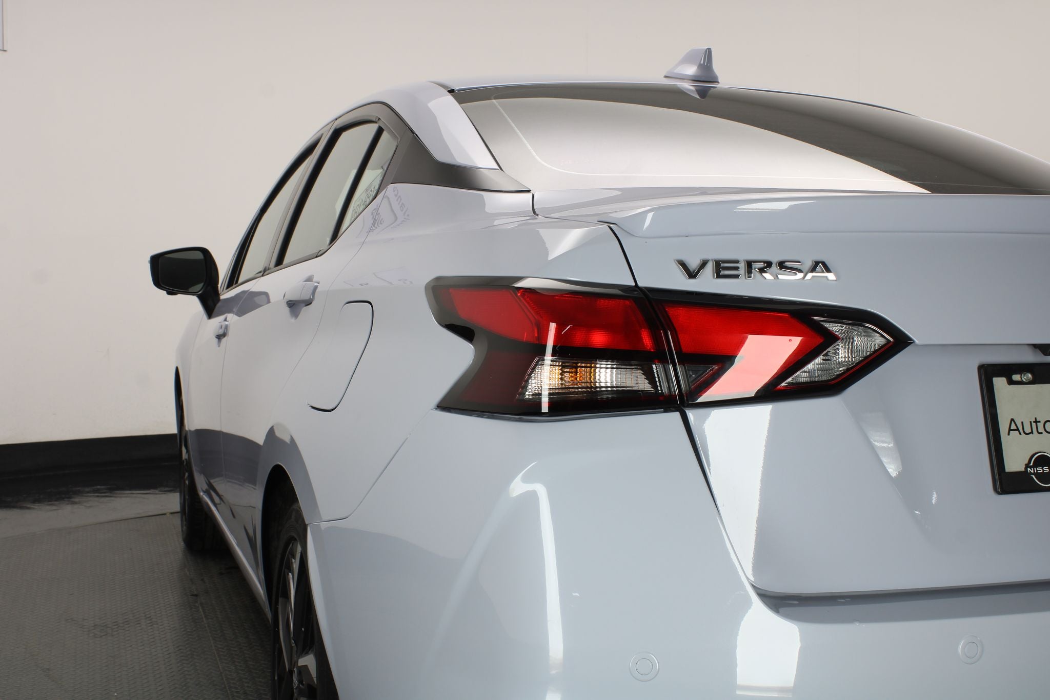 2025 Nissan Versa 1.6 SR At