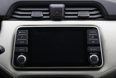 2021 Nissan Versa 1.6 Platinum Piel At