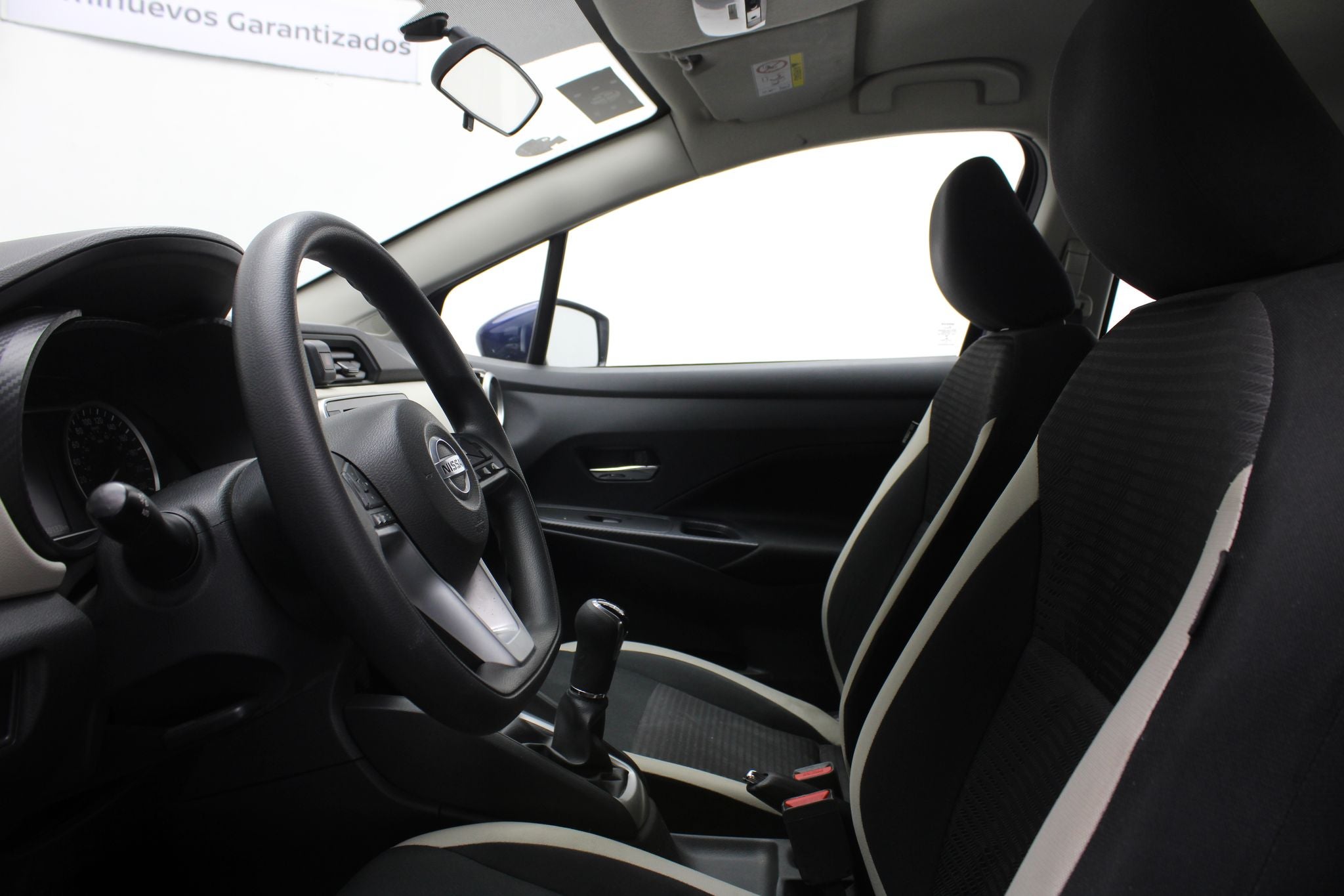 2022 Nissan Versa 1.6 Advance Mt