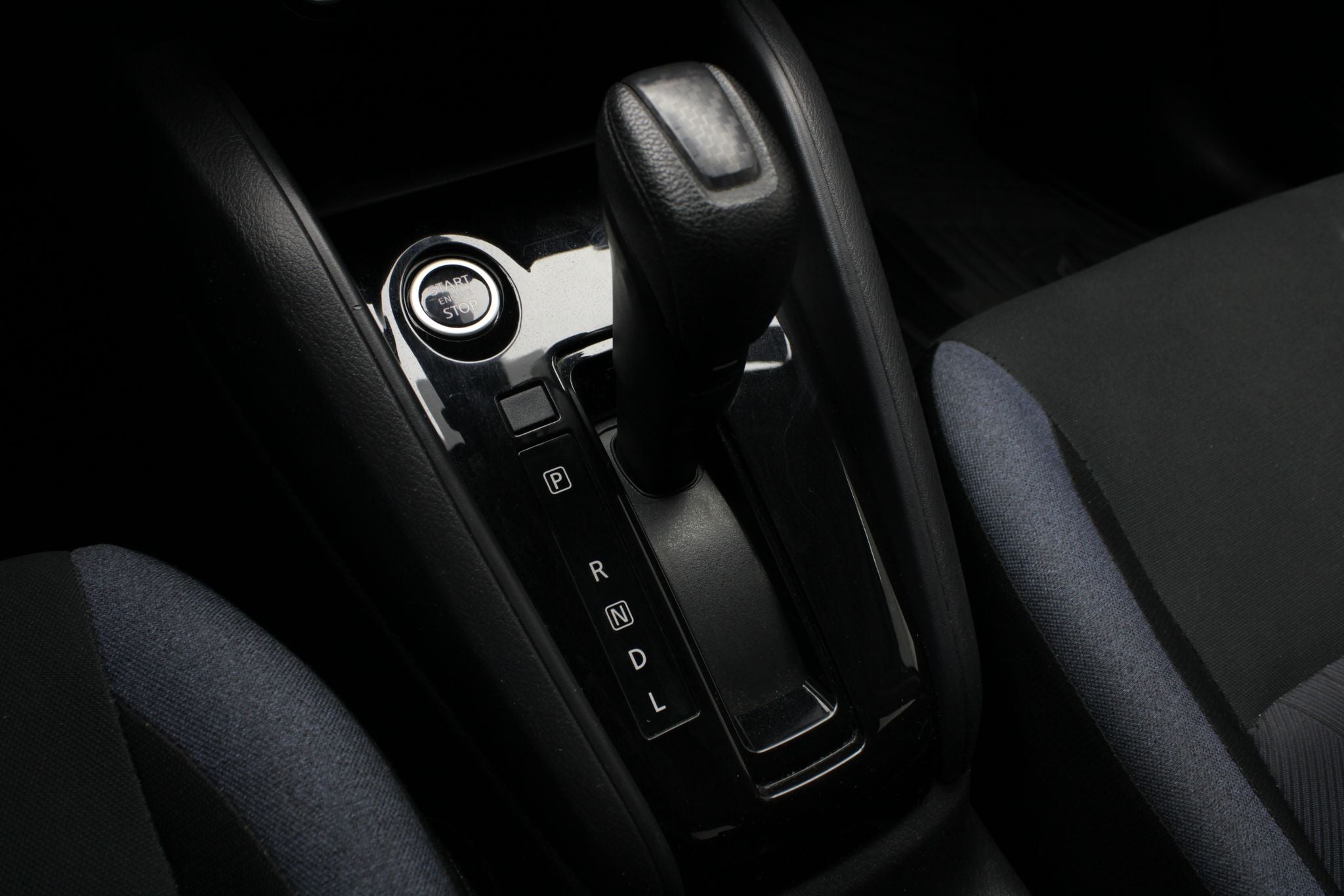 2024 Nissan Versa 1.6 Advance At