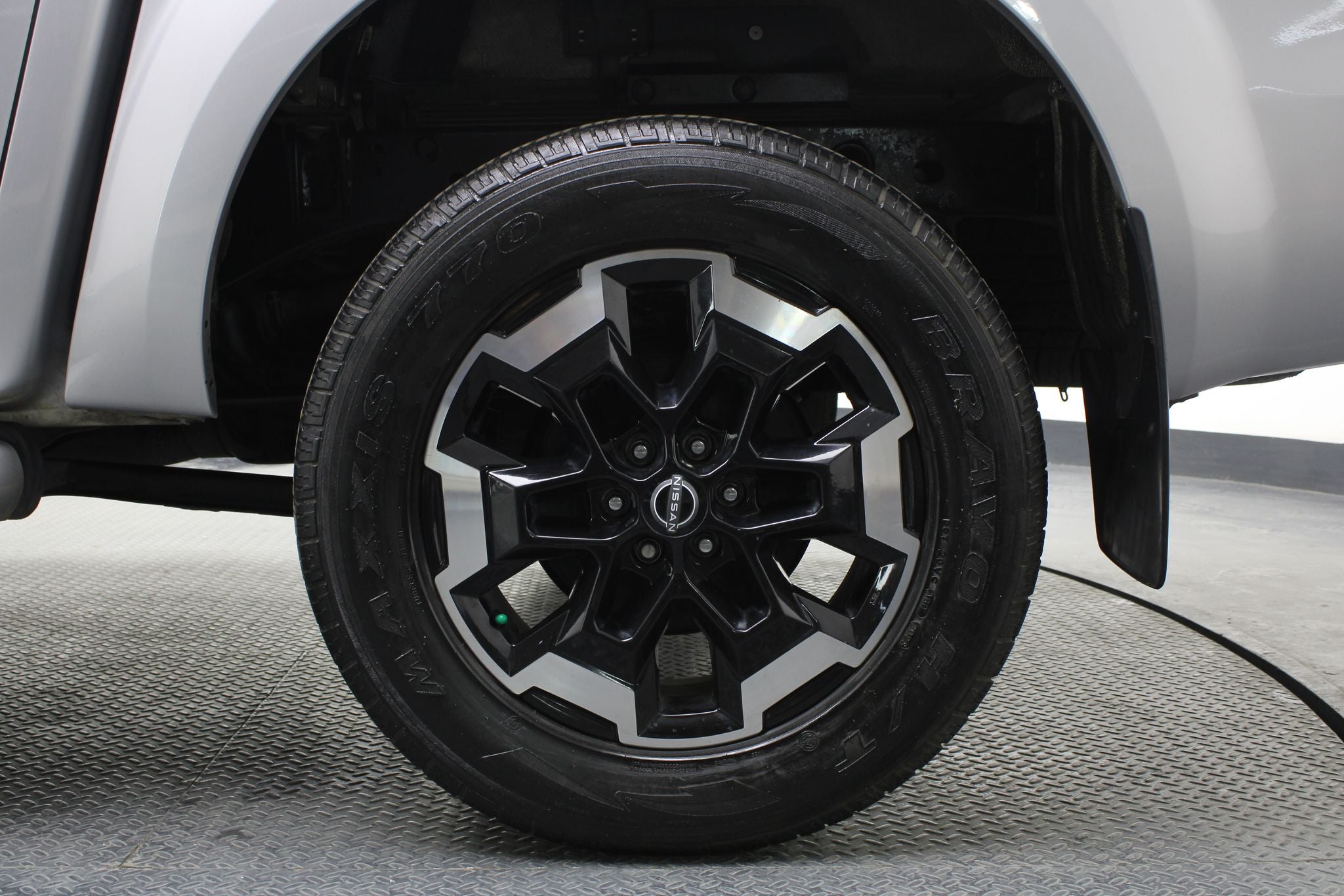 2023 Nissan Frontier 2.5 Le Platinum At