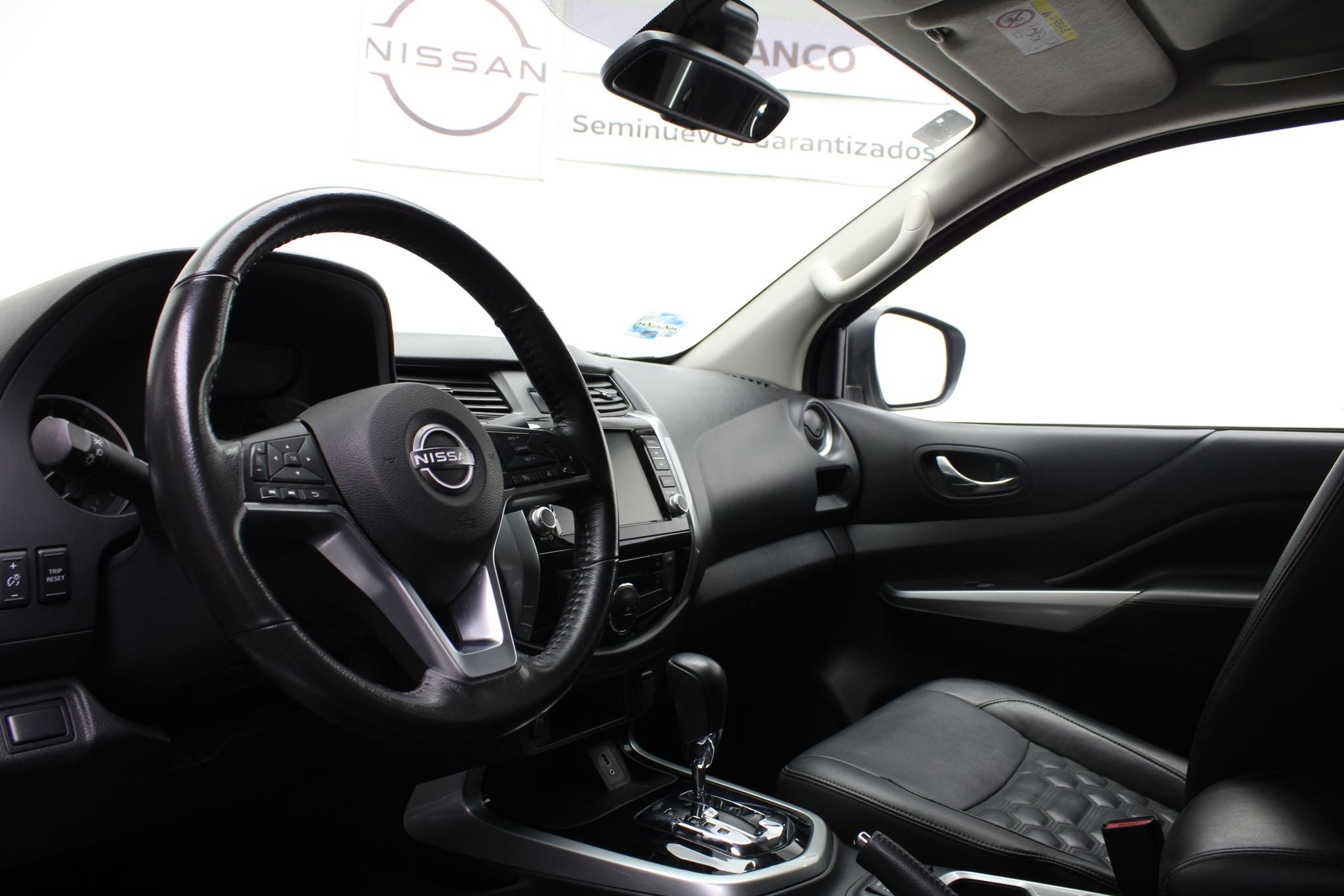 2023 Nissan Frontier 2.5 Le Platinum At