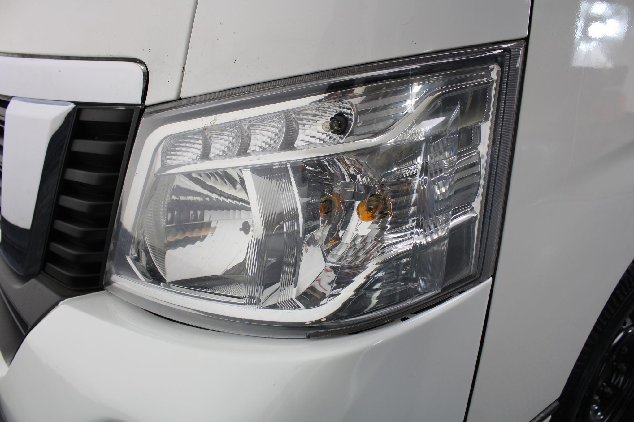 2022 Nissan Urvan 2.5 15 Pas Amplia Aa Mt