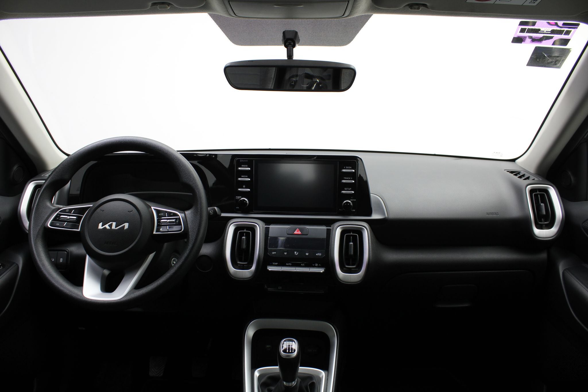 2024 Kia Sonet 1.5 Lx Mt