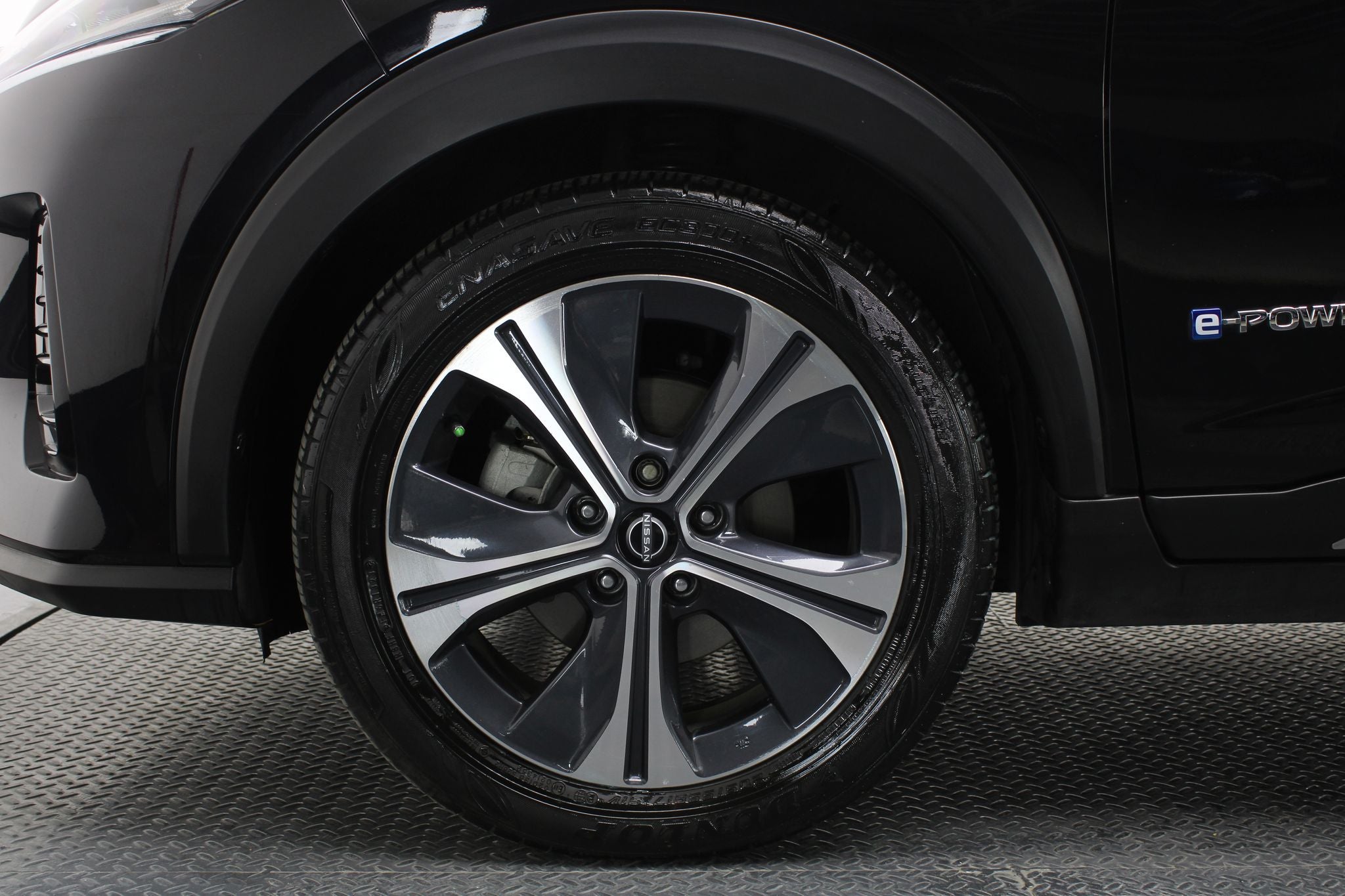 2023 Nissan Kicks E-Power Platinum