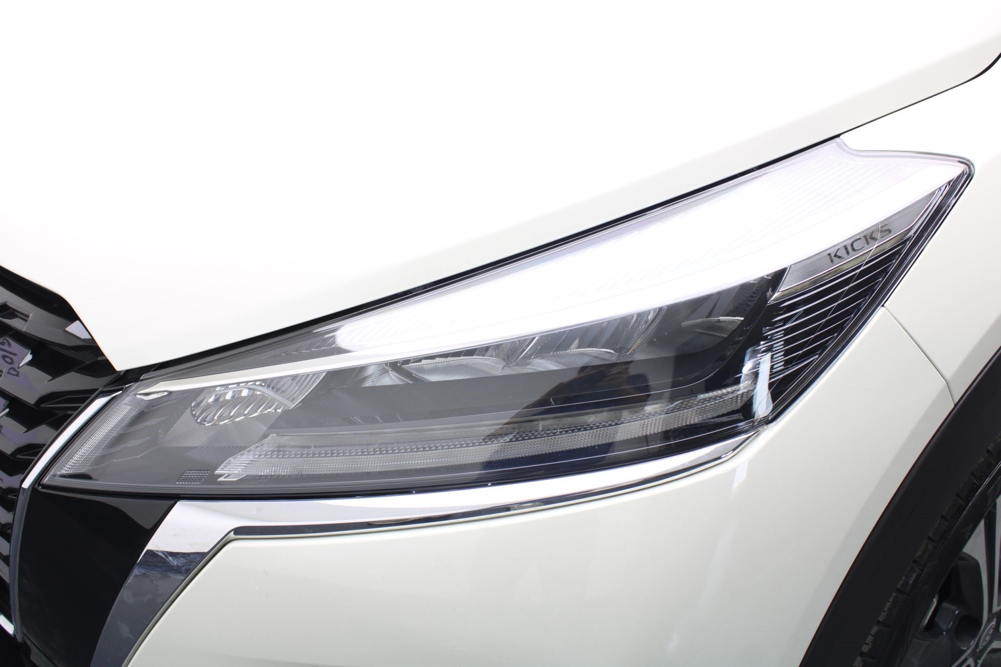 2025 Nissan Kicks E-Power Platinum At